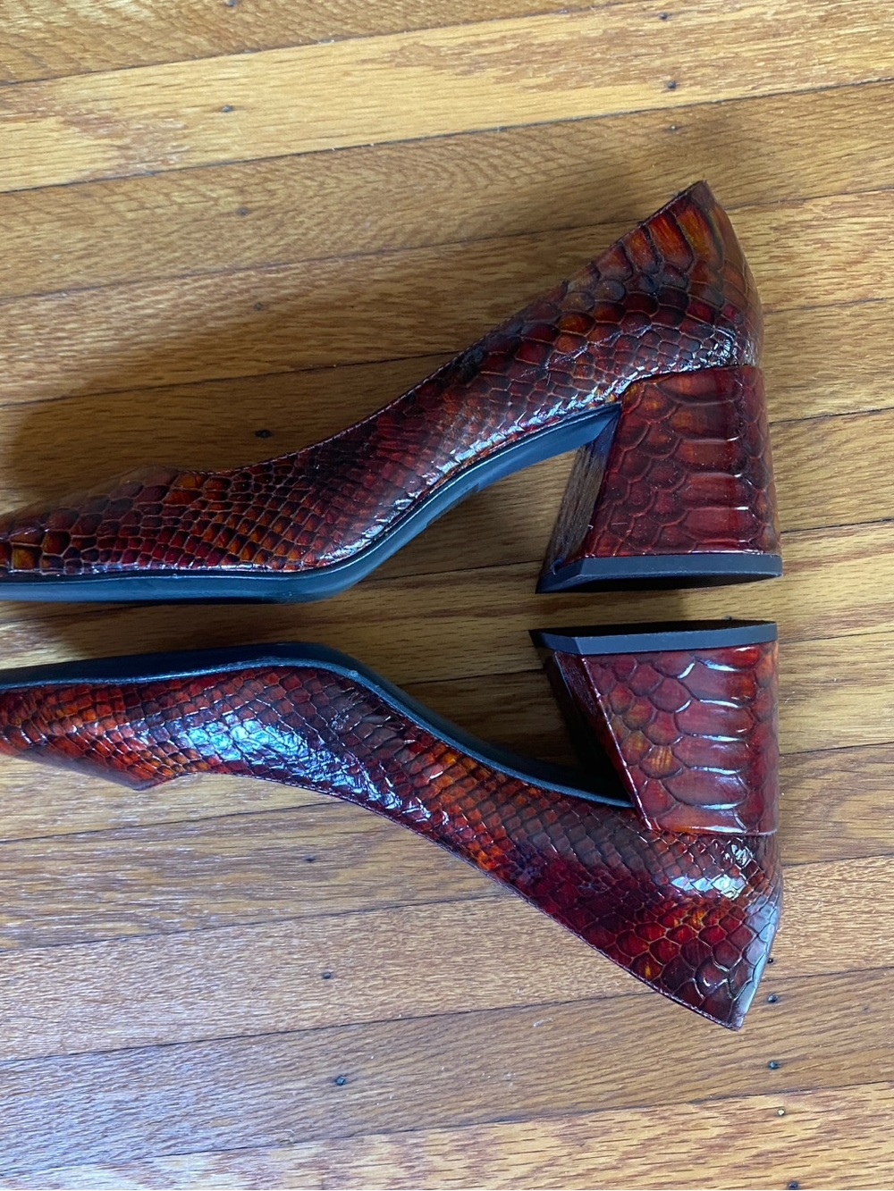 L'INTERVALLE Leather Snakeskin Pointed Block Heel Pumps - Picture 6 of 6